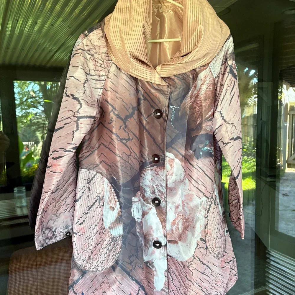 Reversible Raincoat - Picture 2 of 6
